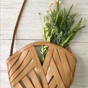 ANTHROPOLOGIE | EUC Tan & Cream Boho Lattice Purse Removable Strap